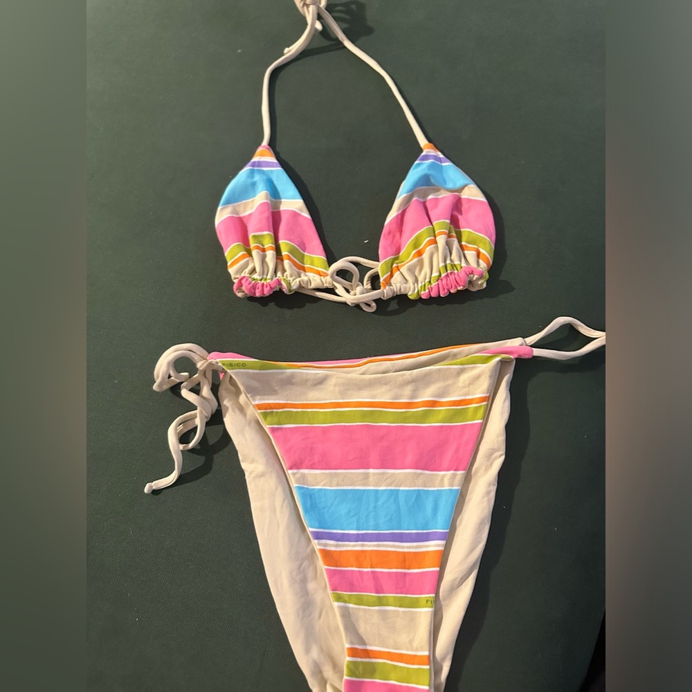 Fisico Bikini